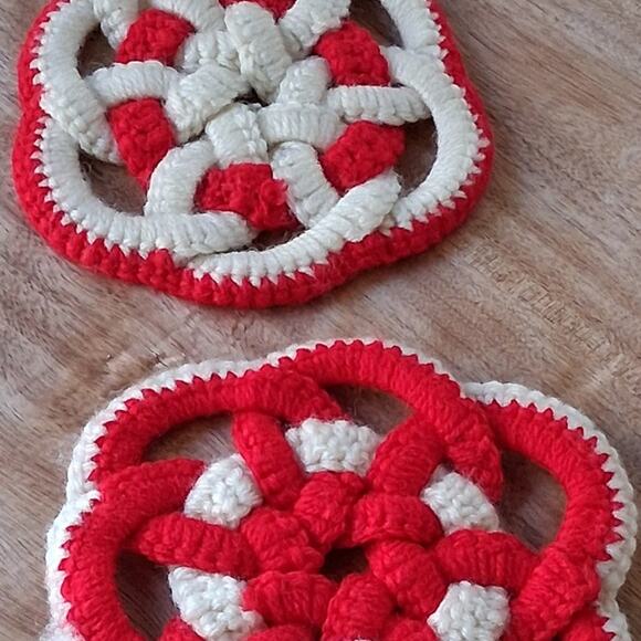 Set of Vintage Crocket Pot Rest Pads - Picture 3 of 3